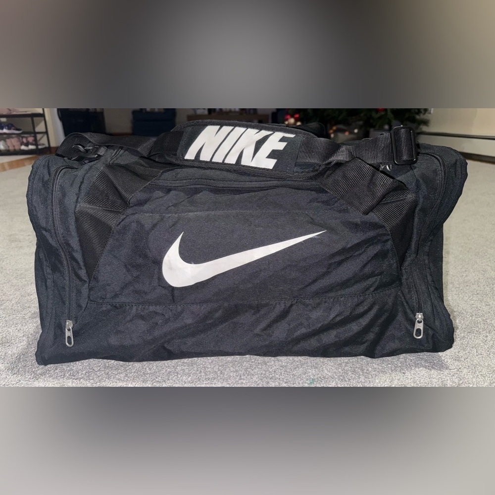 Nike Swoosh Duffle Bag Black White Side Compartments Padded Strap 28"x14"x13"